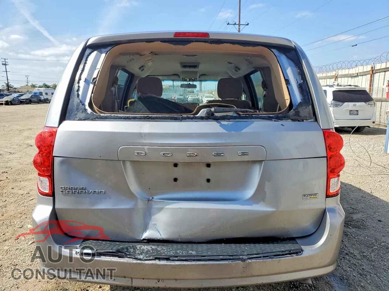 DODGE CARAVAN 2015 - 2C4RDGBG7FR605596