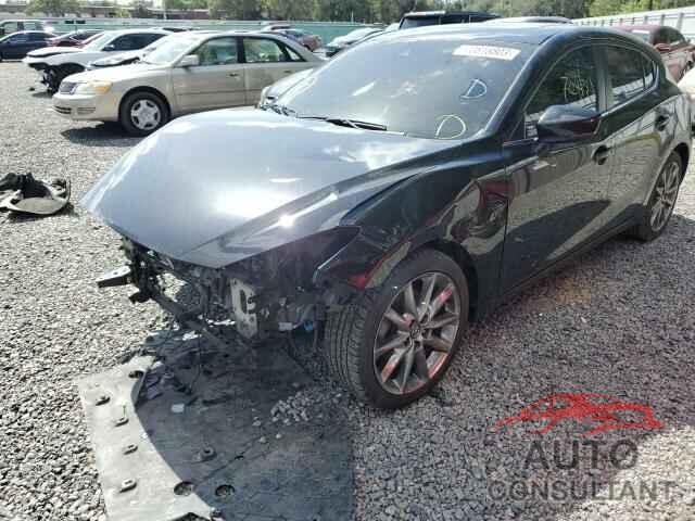 MAZDA 3 2018 - 3MZBN1L3XJM254185