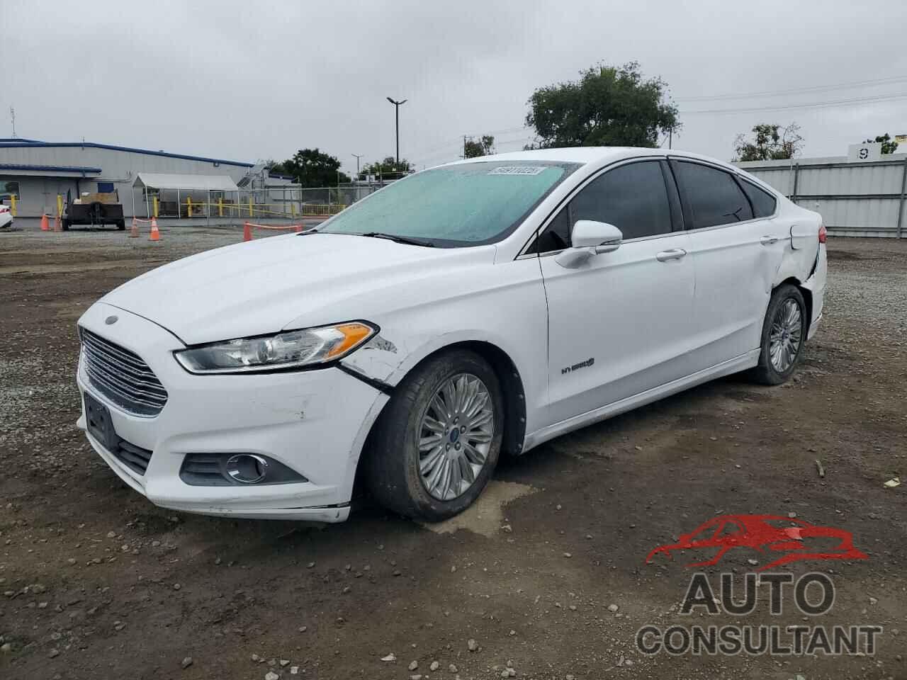 FORD FUSION 2013 - 3FA6P0LU8DR178609
