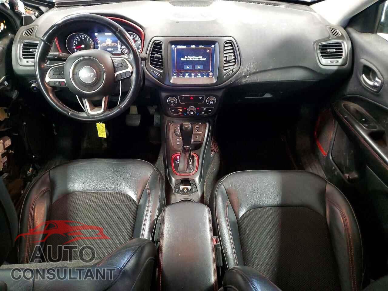 JEEP COMPASS 2018 - 3C4NJDDB8JT280972