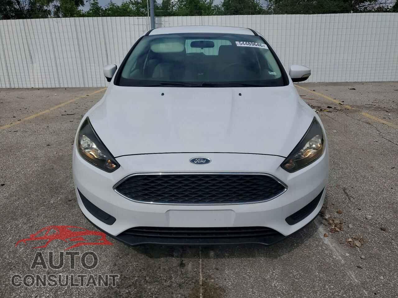FORD FOCUS 2016 - 1FADP3K28GL239341