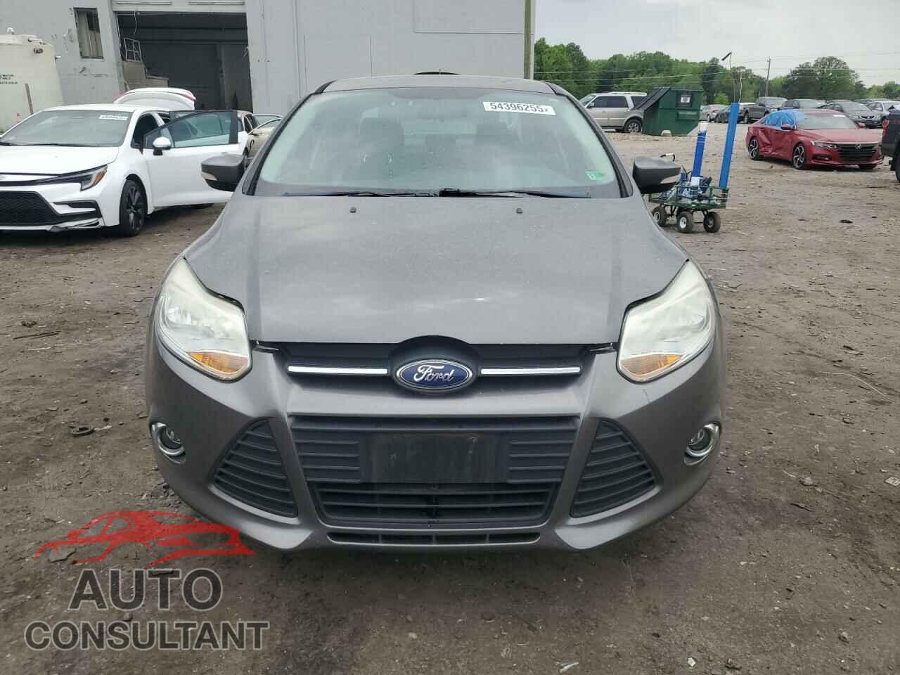 FORD FOCUS 2012 - 1FAHP3F28CL353216