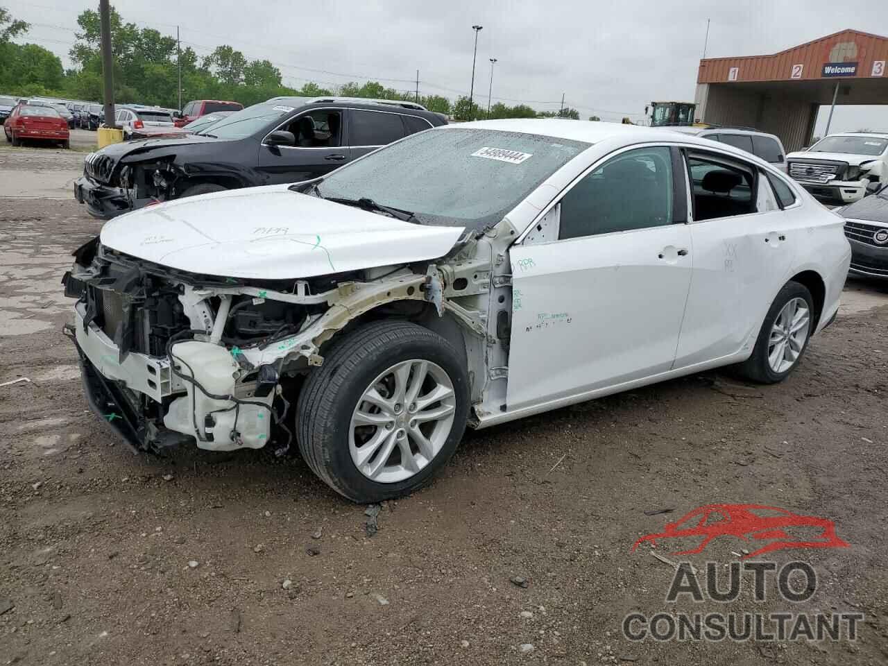 CHEVROLET MALIBU 2017 - 1G1ZE5ST4HF149512