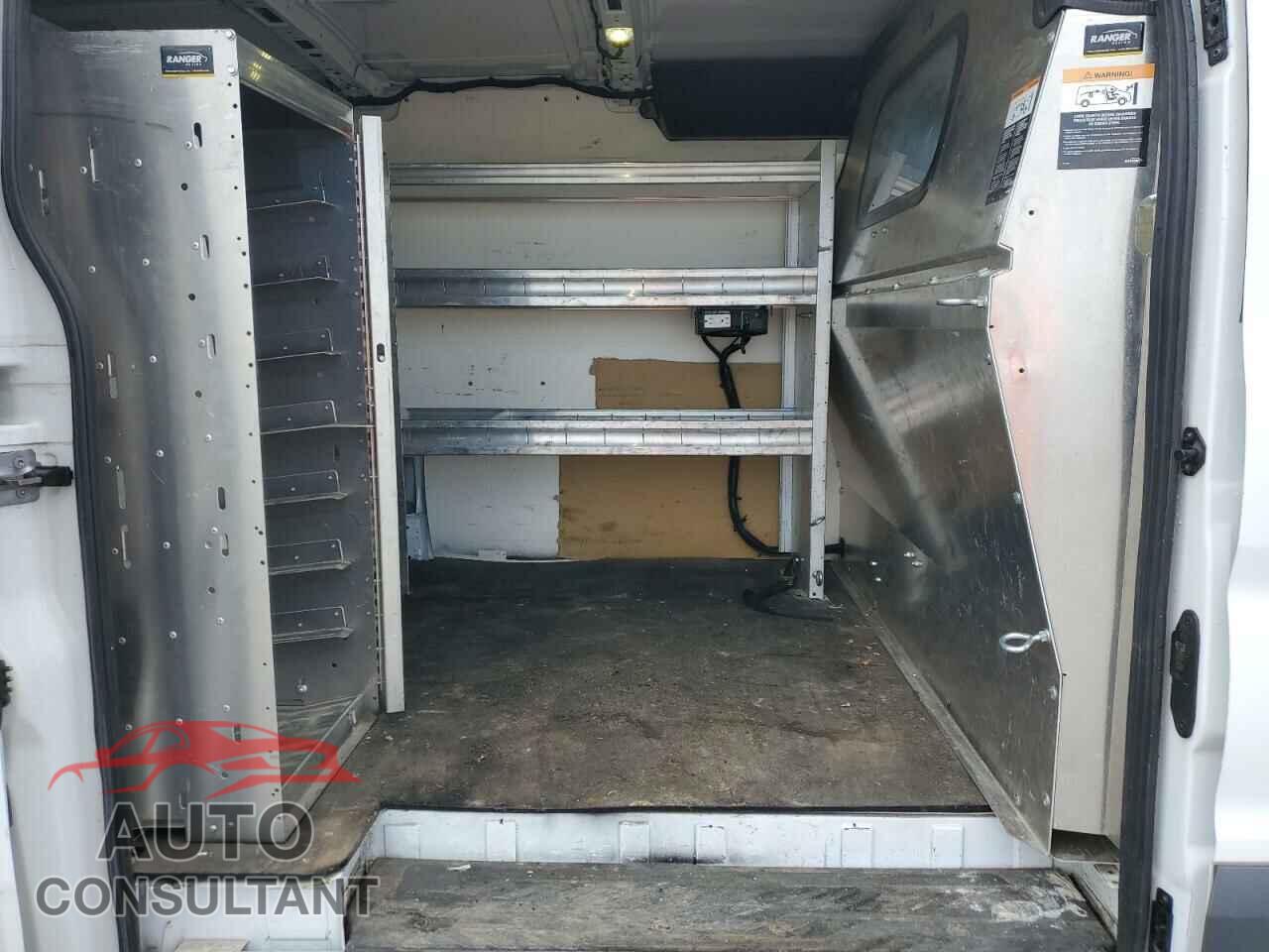 FORD TRANSIT 2017 - 1FTYR1YMXHKB37954