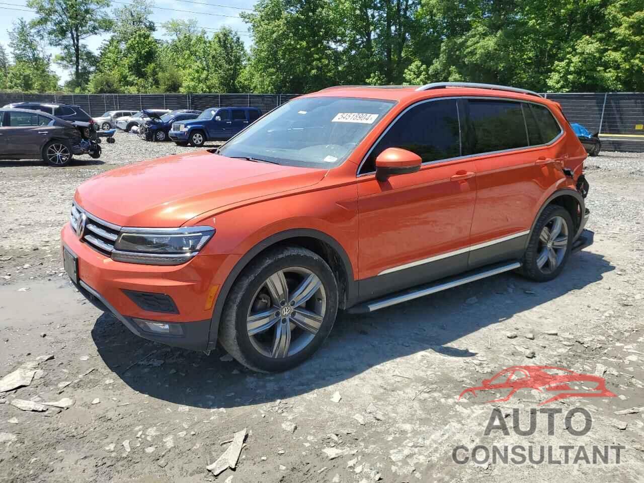 VOLKSWAGEN TIGUAN 2018 - 3VV4B7AX3JM213895