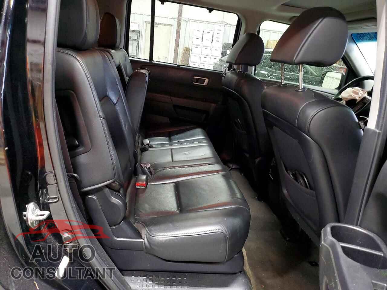 HONDA PILOT 2013 - 5FNYF4H99DB062970