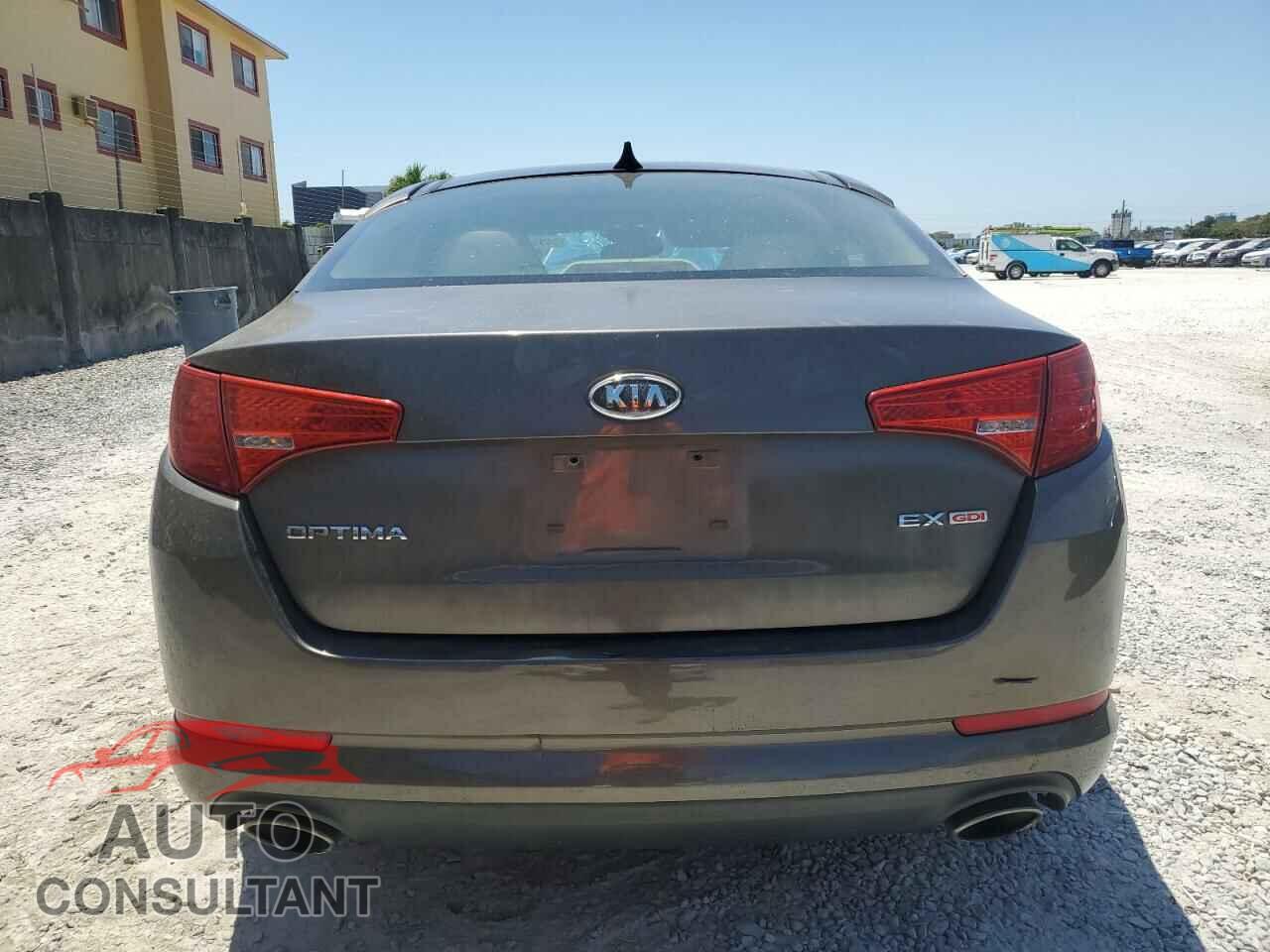 KIA OPTIMA 2011 - KNAGN4A79B5168225