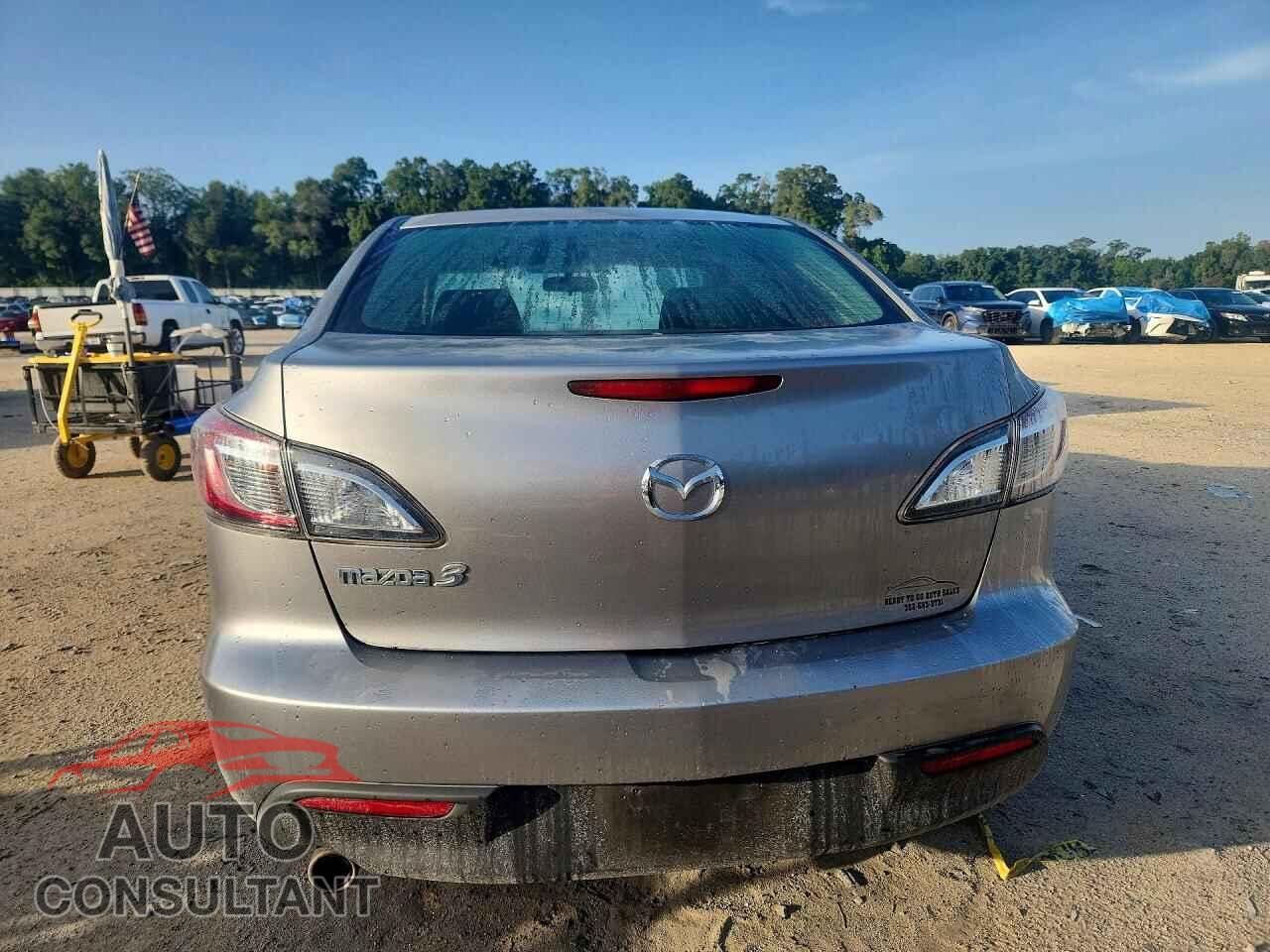 MAZDA 3 2011 - JM1BL1VF7B1497340