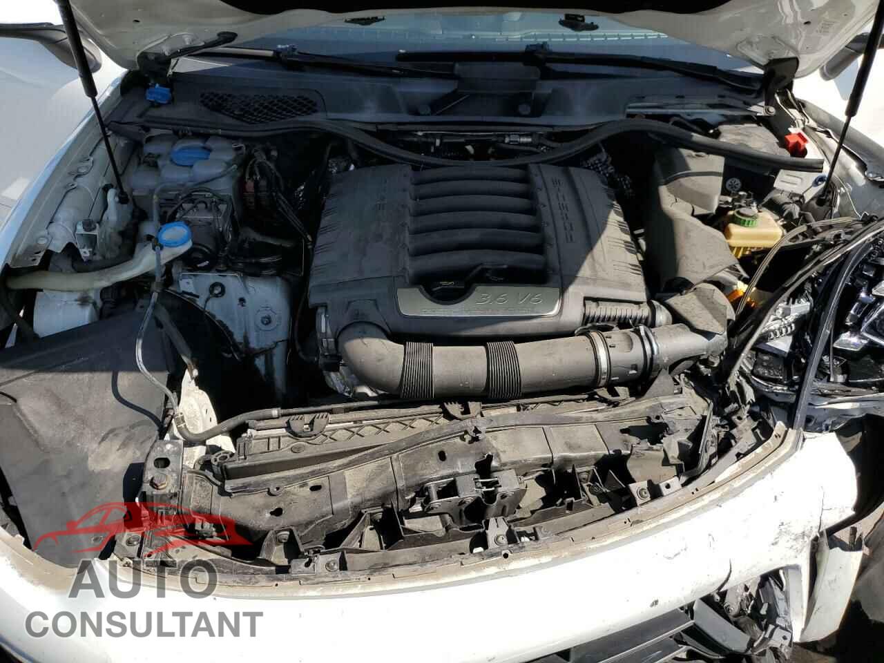 PORSCHE CAYENNE 2016 - WP1AA2A20GLA00567