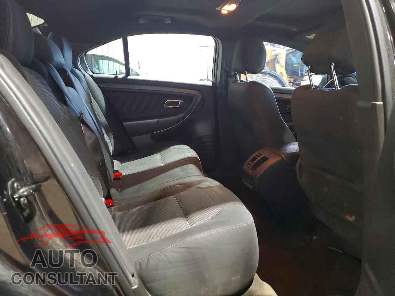 FORD TAURUS 2015 - 1FAHP2E85FG122075