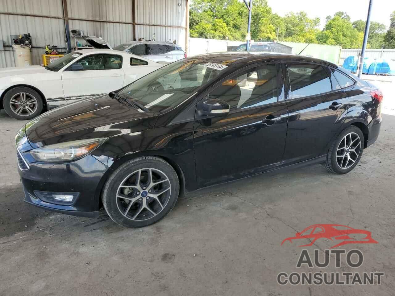 FORD FOCUS 2017 - 1FADP3H29HL256366