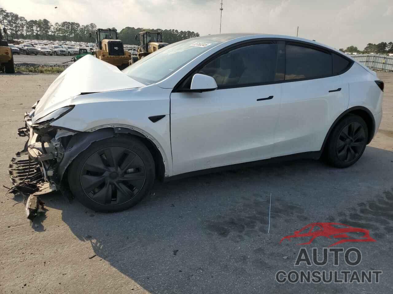 TESLA MODEL Y 2024 - 7SAYGAEEXRF109995