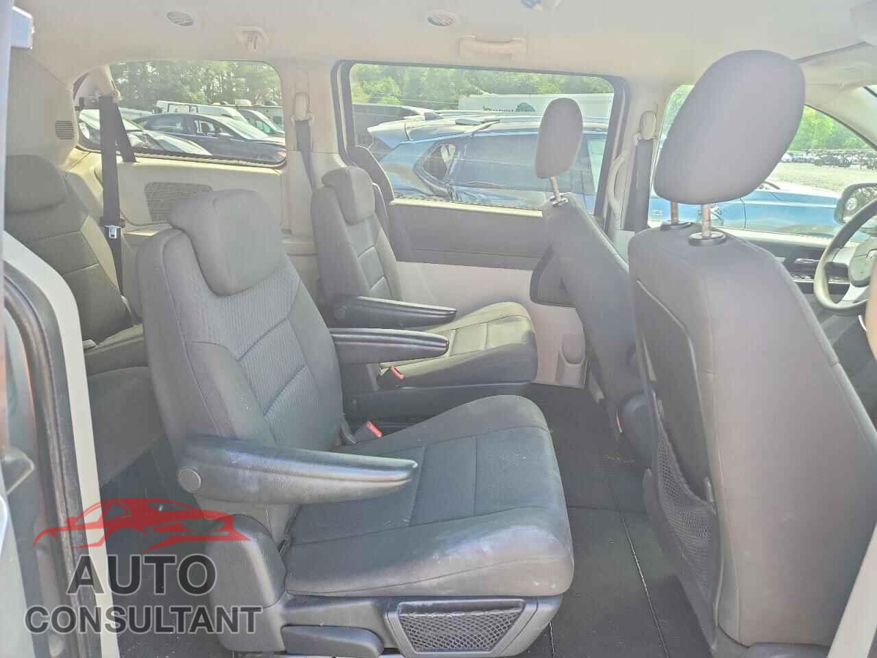 DODGE CARAVAN 2010 - 2D4RN4DEXAR181575