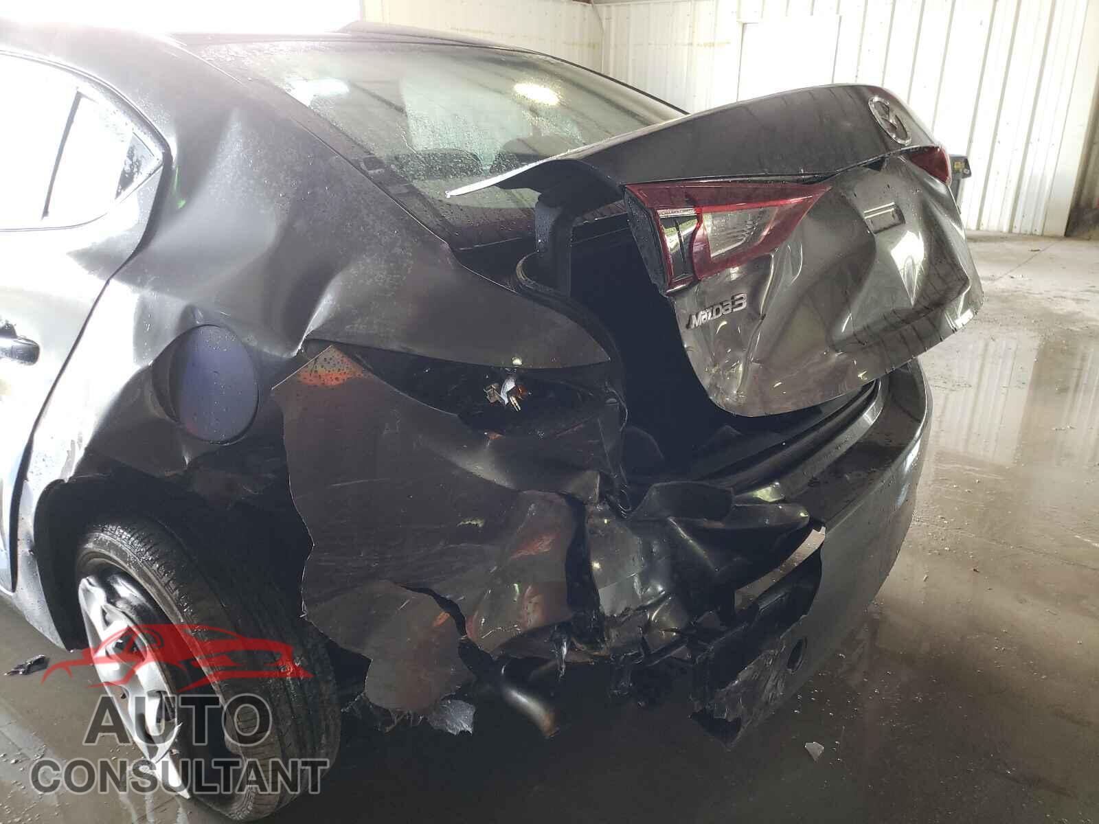 MAZDA 3 2017 - 3MZBN1U76HM145489