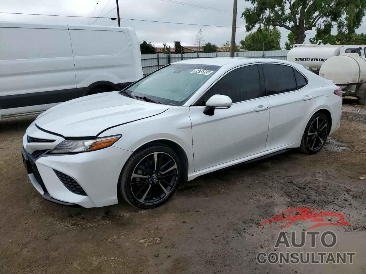 TOYOTA CAMRY 2018 - 4T1B61HK7JU023414