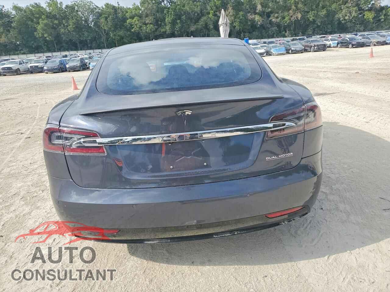 TESLA MODEL S 2019 - 5YJSA1E43KF331263