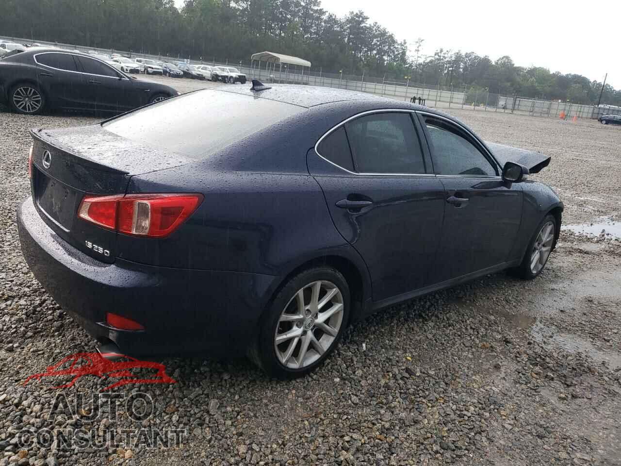 LEXUS IS 2012 - JTHCF5C26C2035865