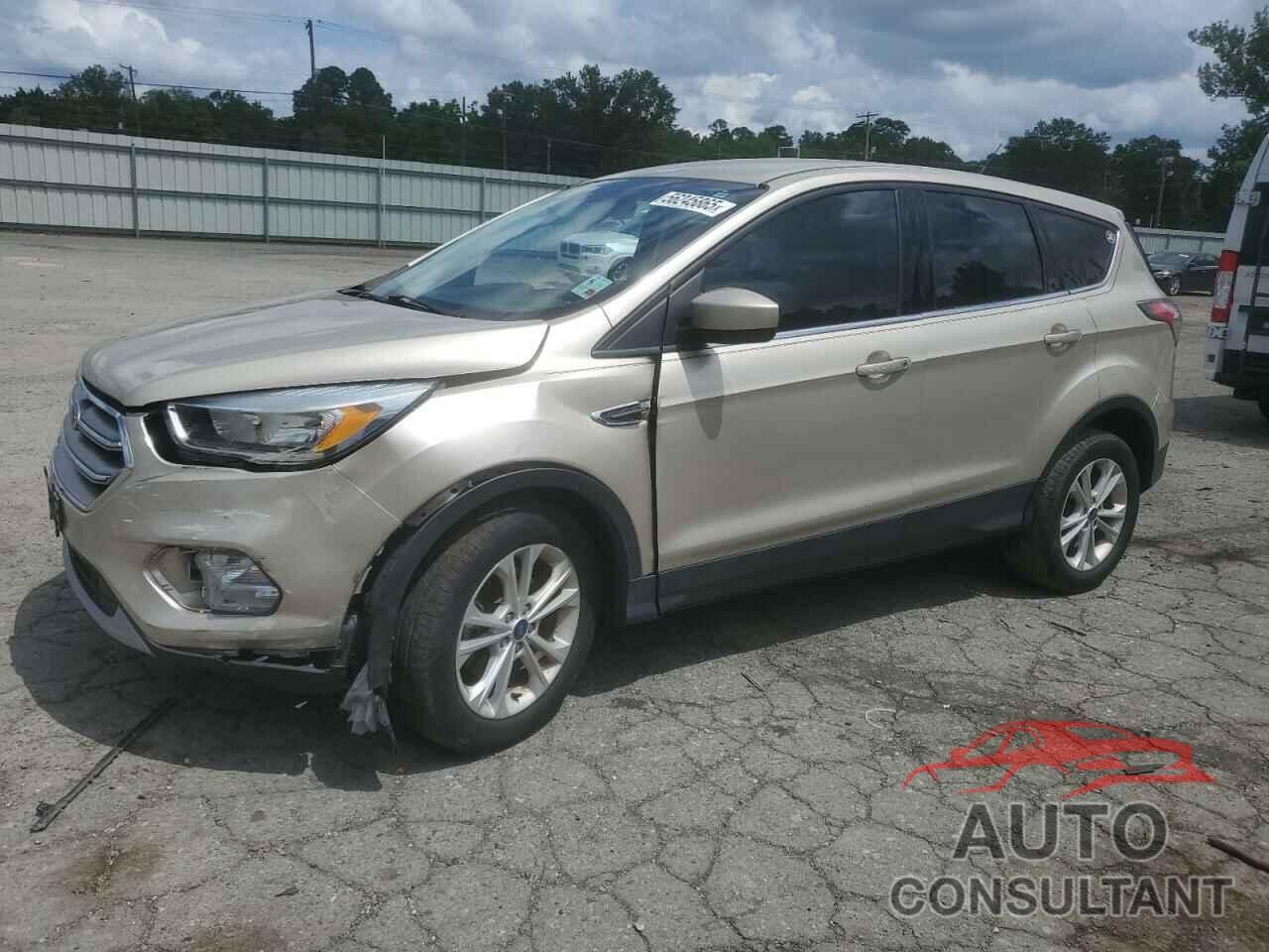 FORD ESCAPE 2017 - 1FMCU0GD8HUA15145