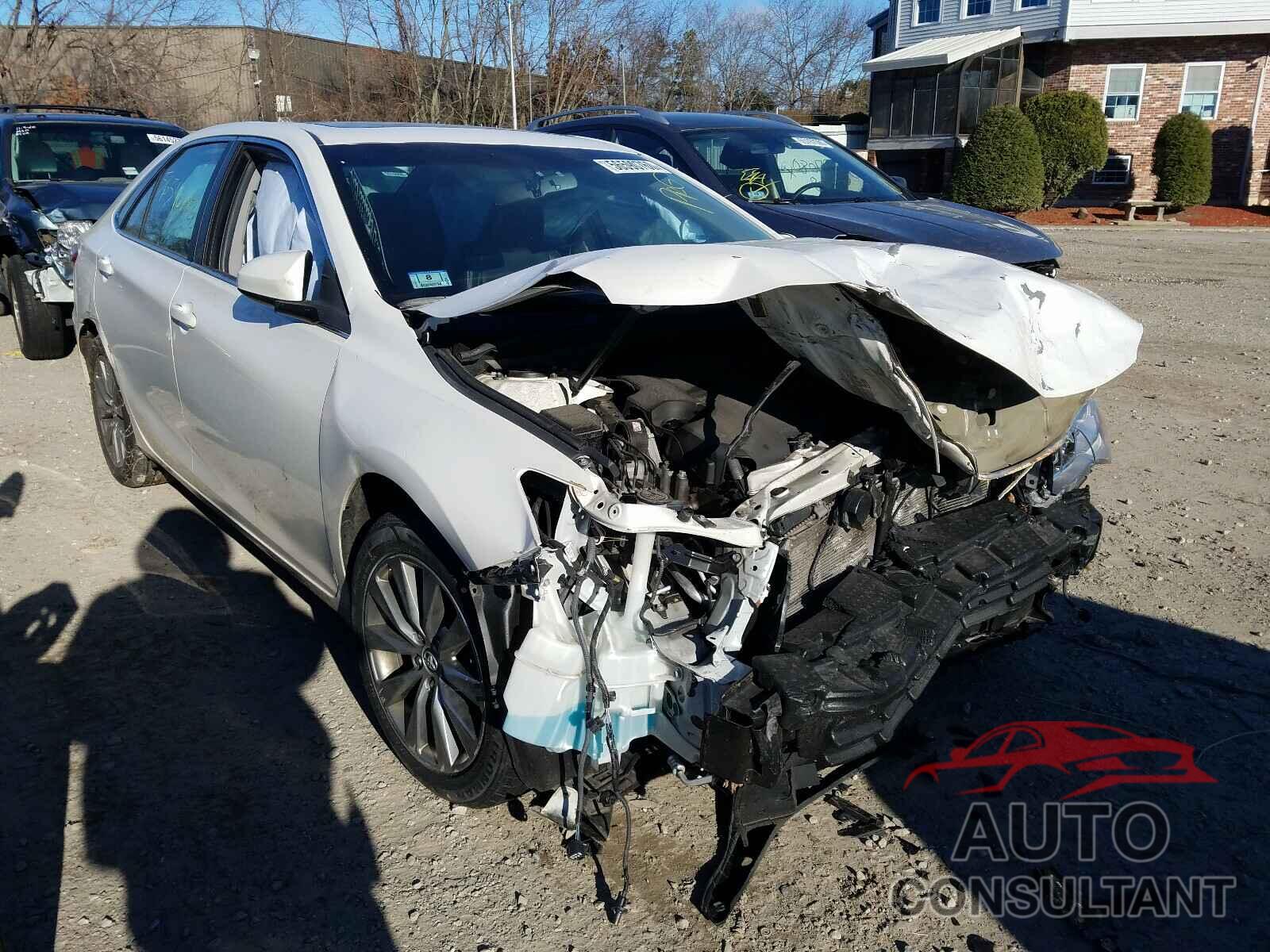 TOYOTA CAMRY 2015 - 4T1BK1FK4FU557458