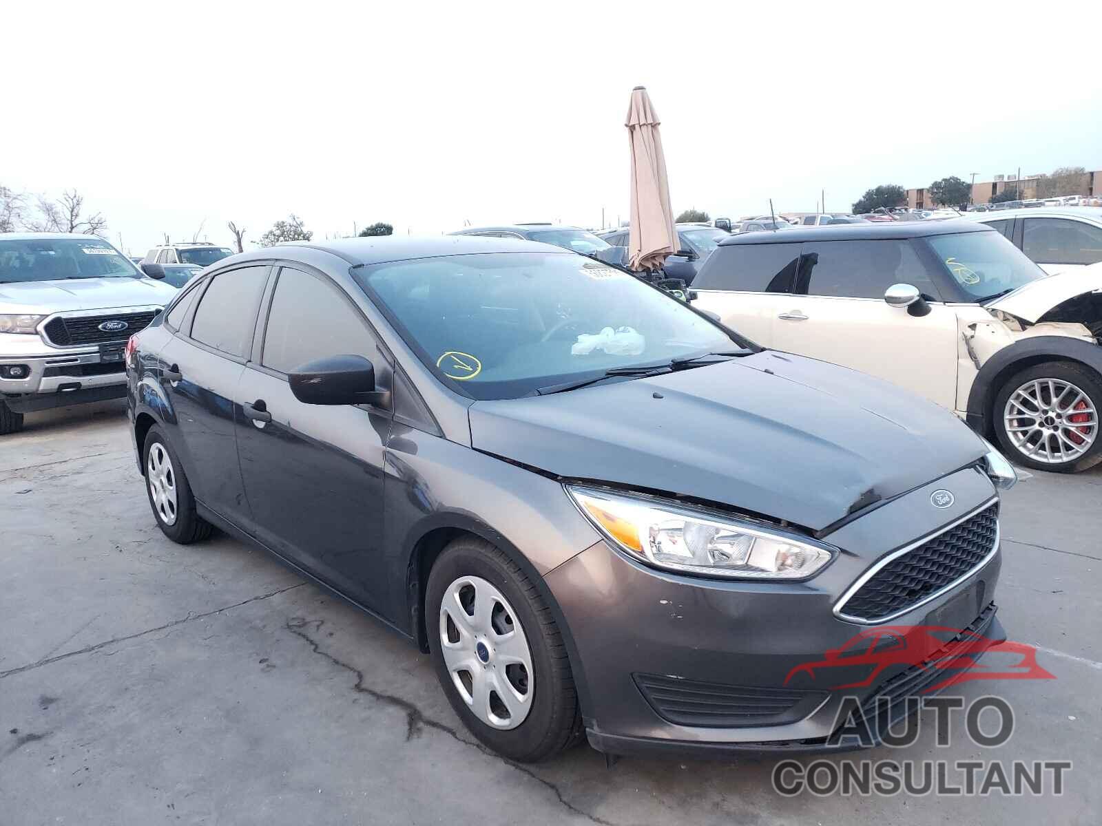 FORD FOCUS 2016 - 1FADP3E26GL281468