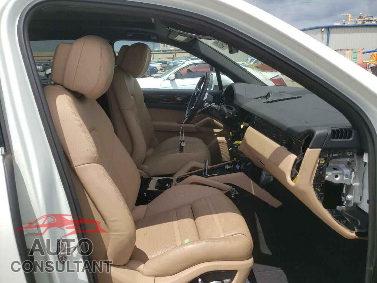 PORSCHE CAYENNE 2020 - WP1AA2AY3LDA06159