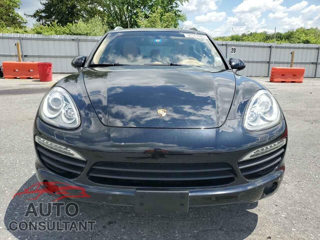 PORSCHE CAYENNE 2013 - WP1AE2A2XDLA15786