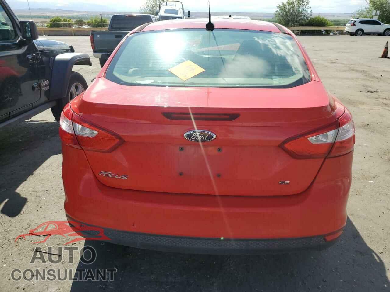 FORD FOCUS 2012 - 1FAHP3F2XCL178242