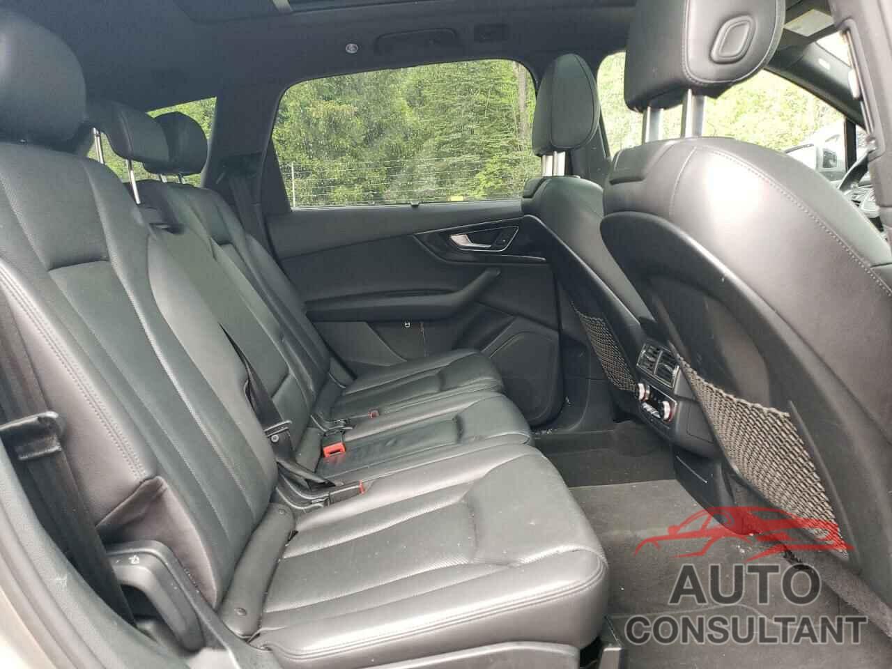 AUDI Q7 2017 - WA1LHAF73HD040040