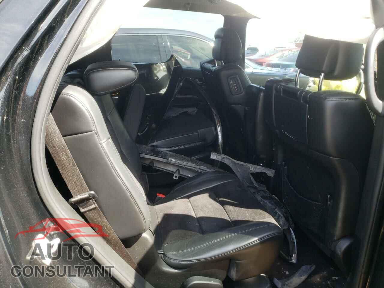 DODGE DURANGO 2018 - 1C4RDJDG4JC205832