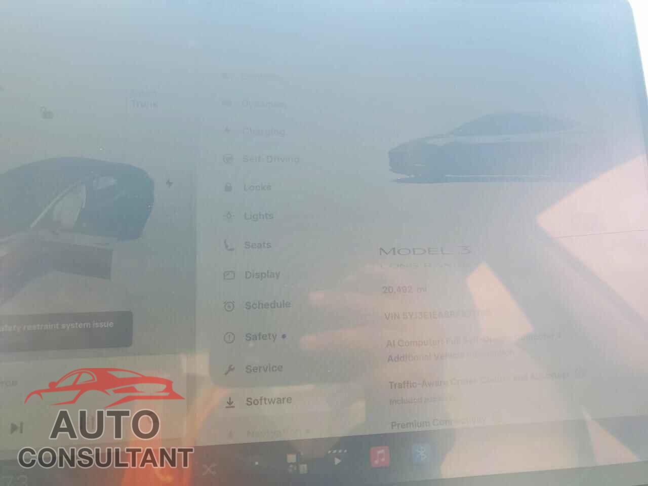 TESLA MODEL 3 2024 - 5YJ3E1EA8RF831766