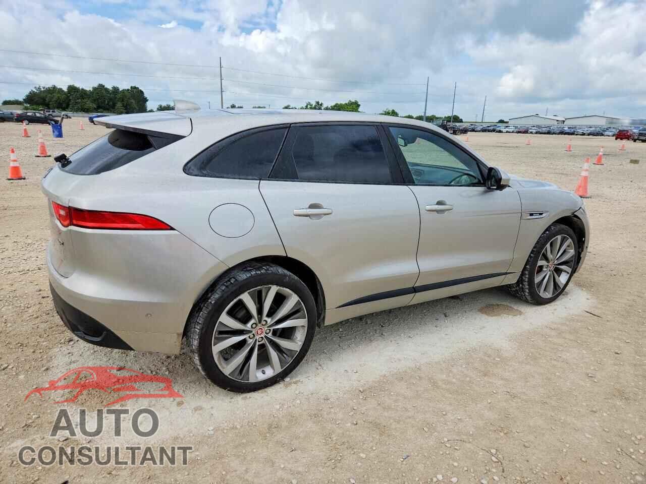JAGUAR F-PACE 2017 - SADCL2BV2HA074832