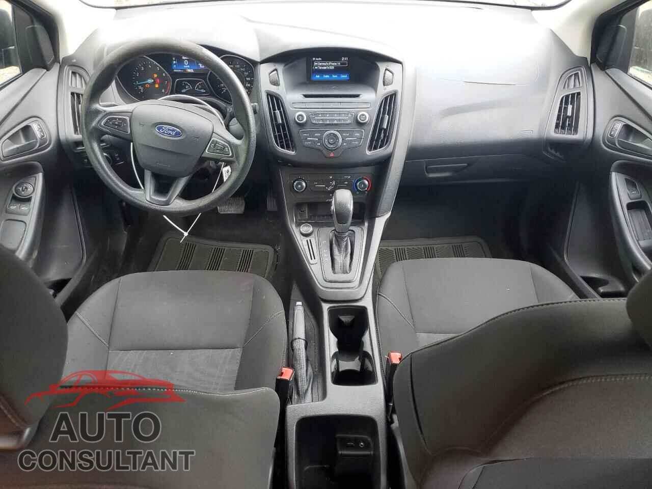 FORD FOCUS 2015 - 1FADP3E26FL266287