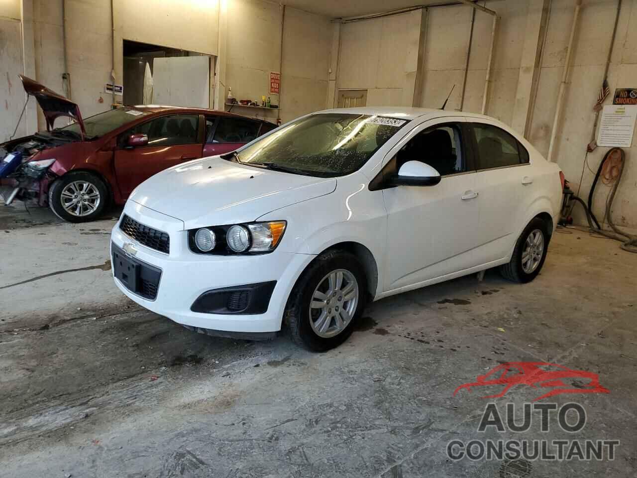 CHEVROLET SONIC 2014 - 1G1JC5SH5E4107369