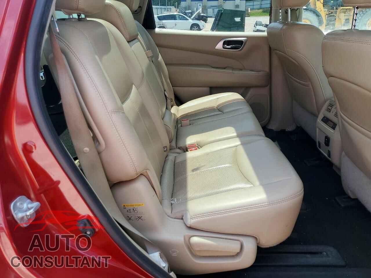 NISSAN PATHFINDER 2017 - 5N1DR2MM3HC601005