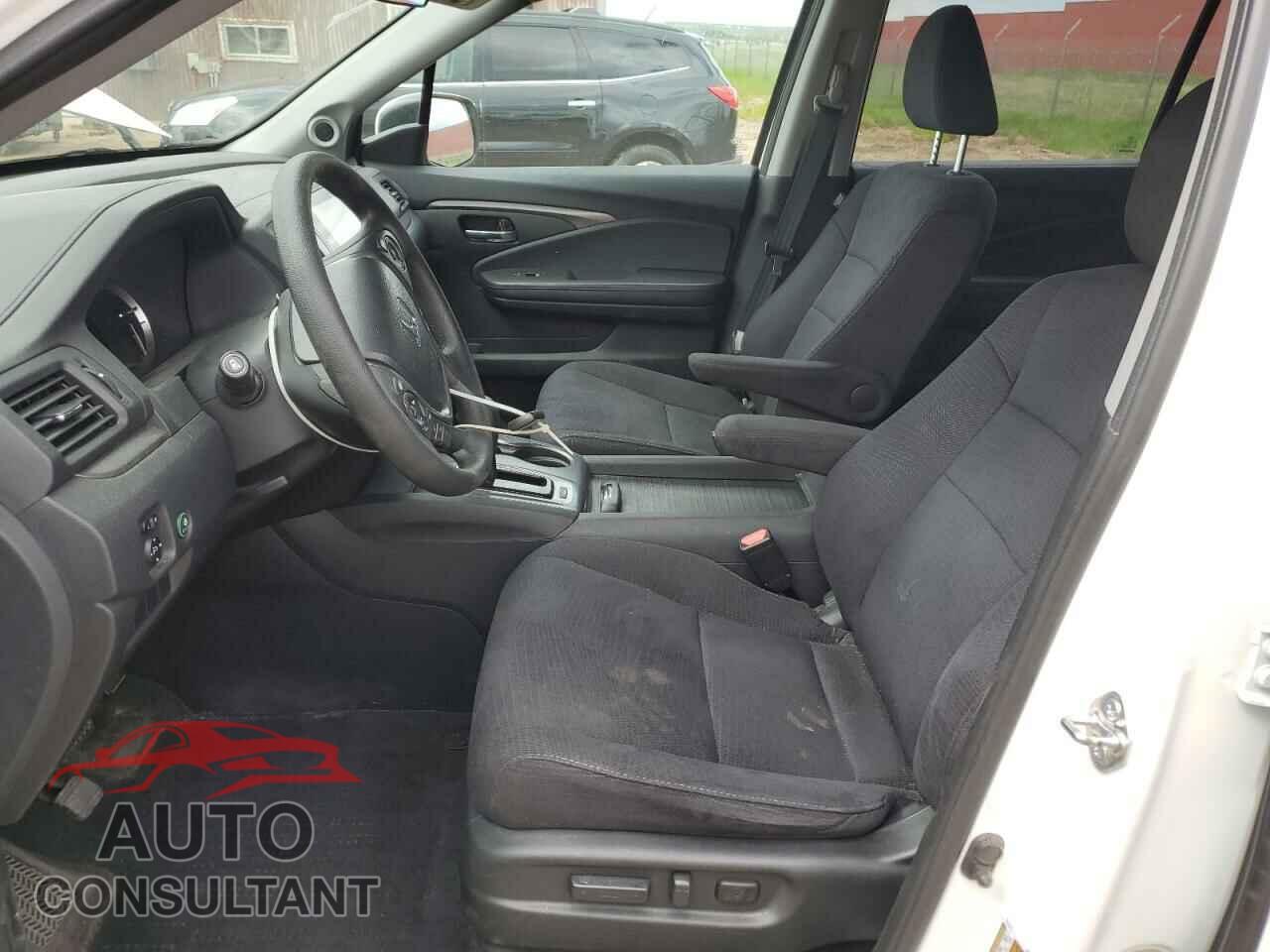 HONDA PILOT 2017 - 5FNYF6H39HB092760