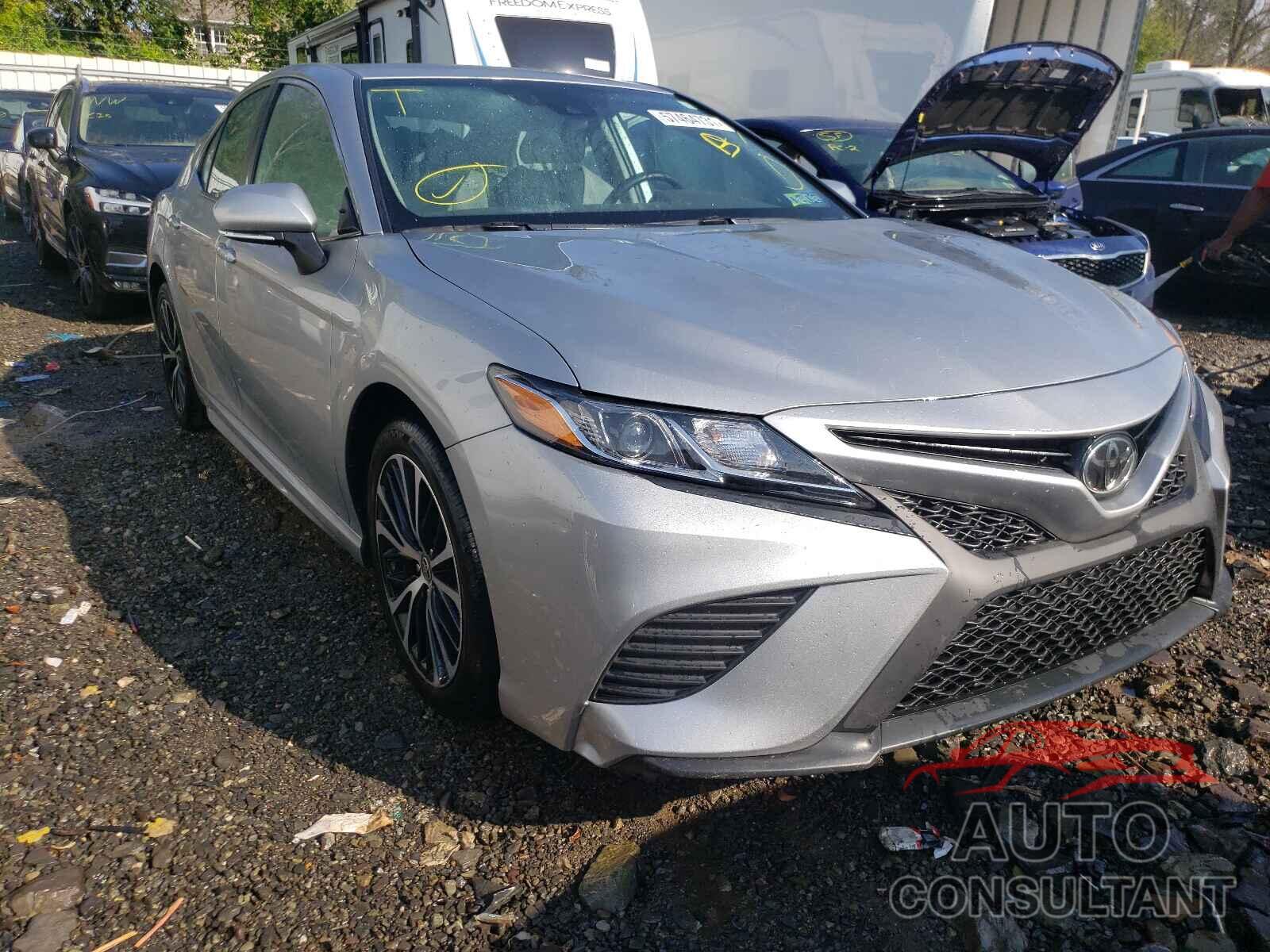 TOYOTA CAMRY 2020 - 4T1G11BK2LU013924
