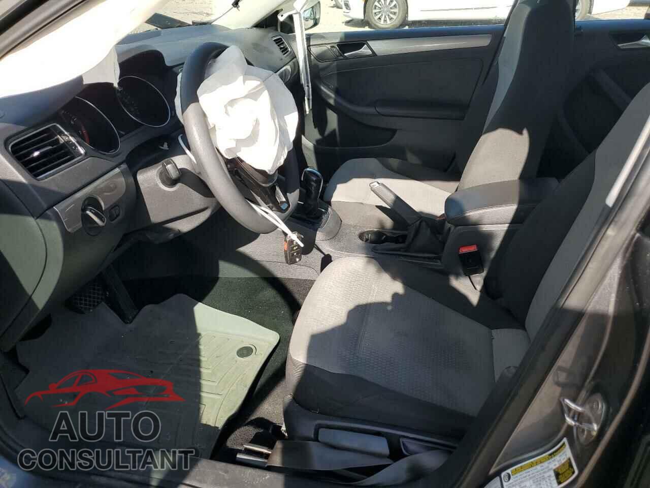VOLKSWAGEN JETTA 2017 - 3VW2B7AJ1HM343327
