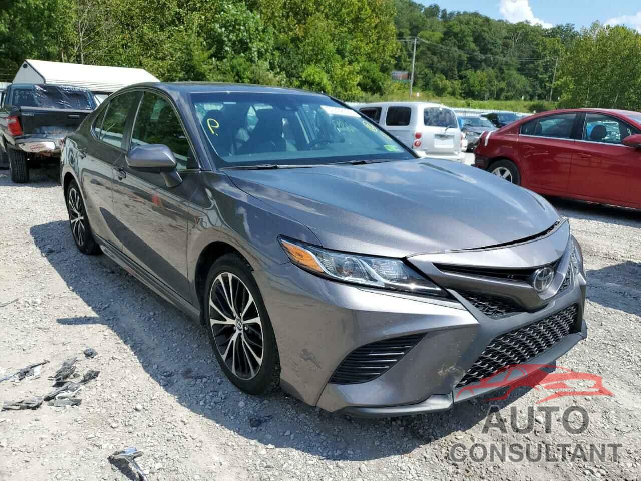 TOYOTA CAMRY 2018 - 4T1B11HKXJU132920