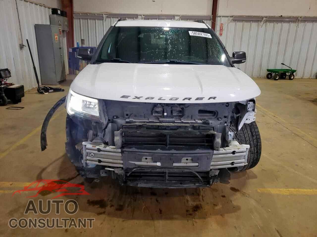 FORD EXPLORER 2018 - 1FM5K7D82JGB75010