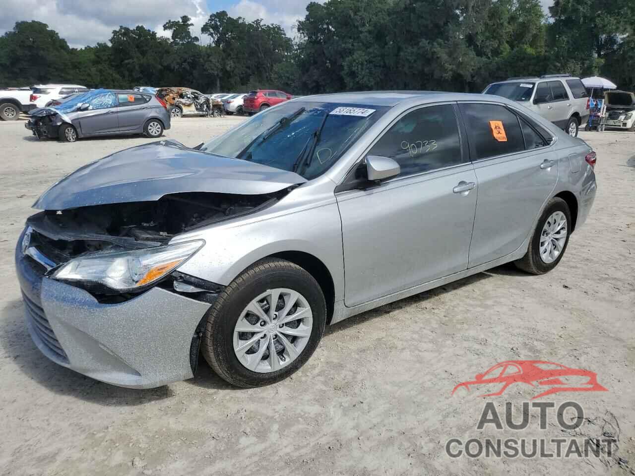 TOYOTA CAMRY 2016 - 4T4BF1FK8GR551044