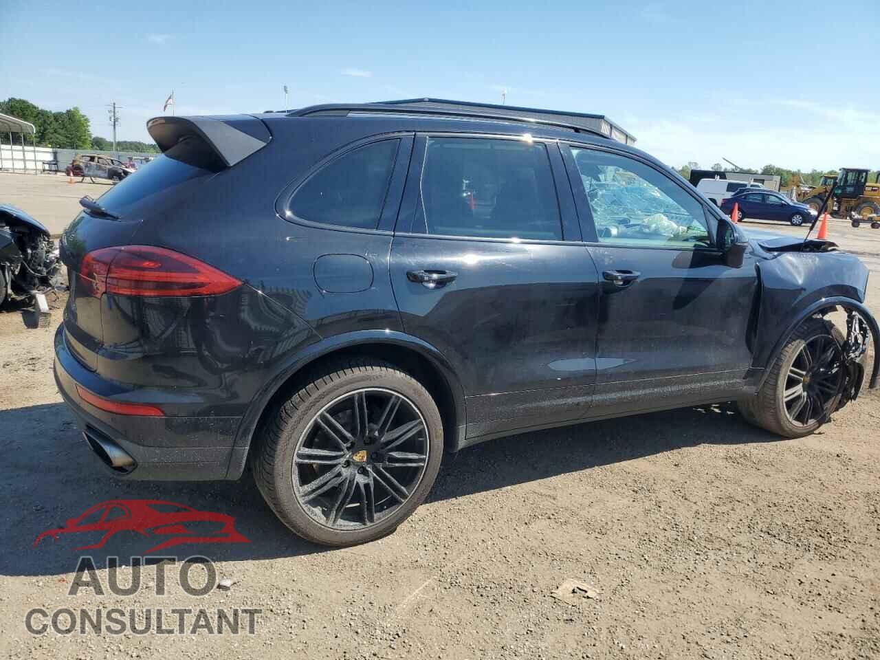 PORSCHE CAYENNE 2017 - WP1AA2A2XHKA85358