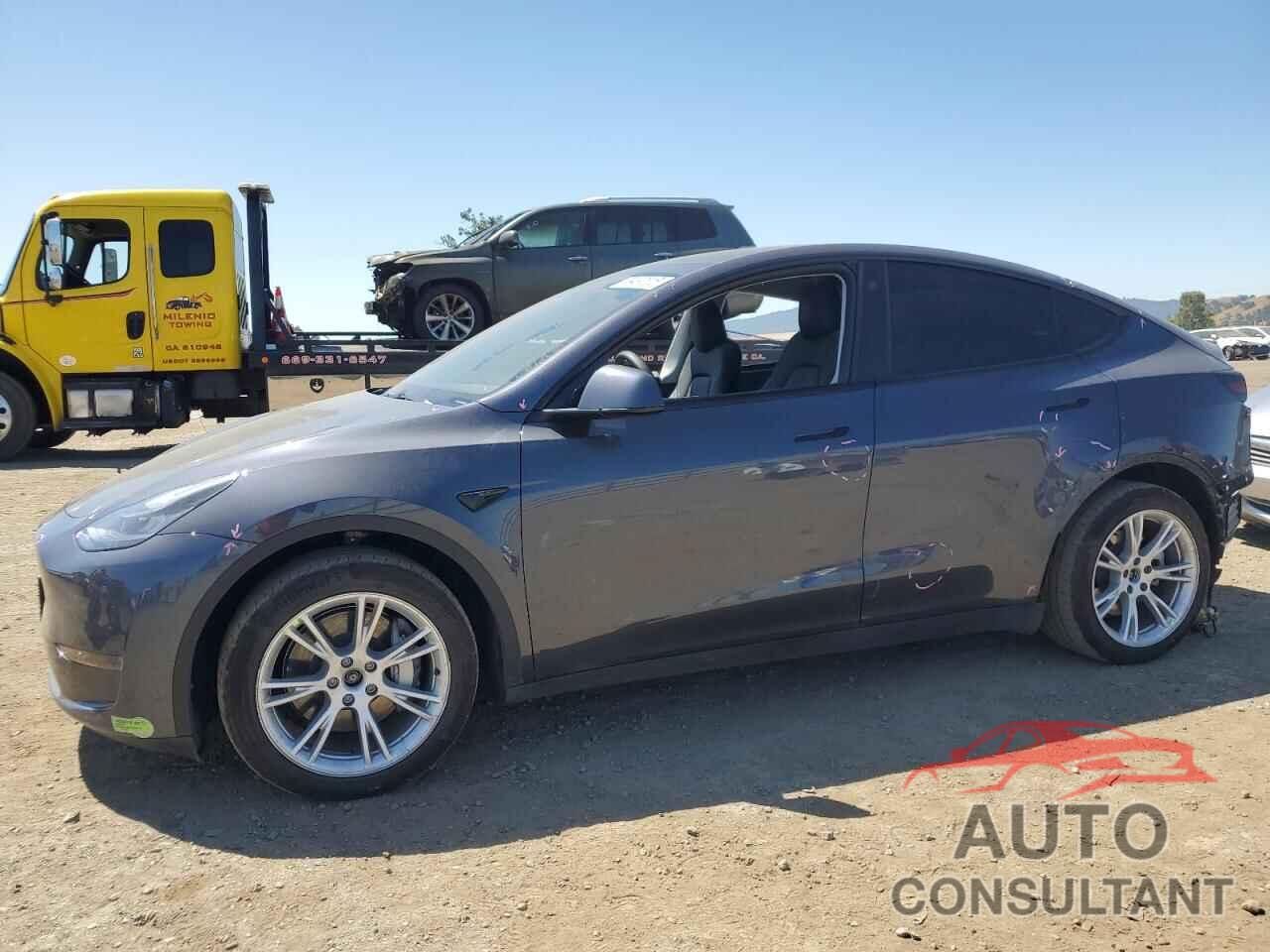 TESLA MODEL Y 2023 - 7SAYGAEE0PF611847
