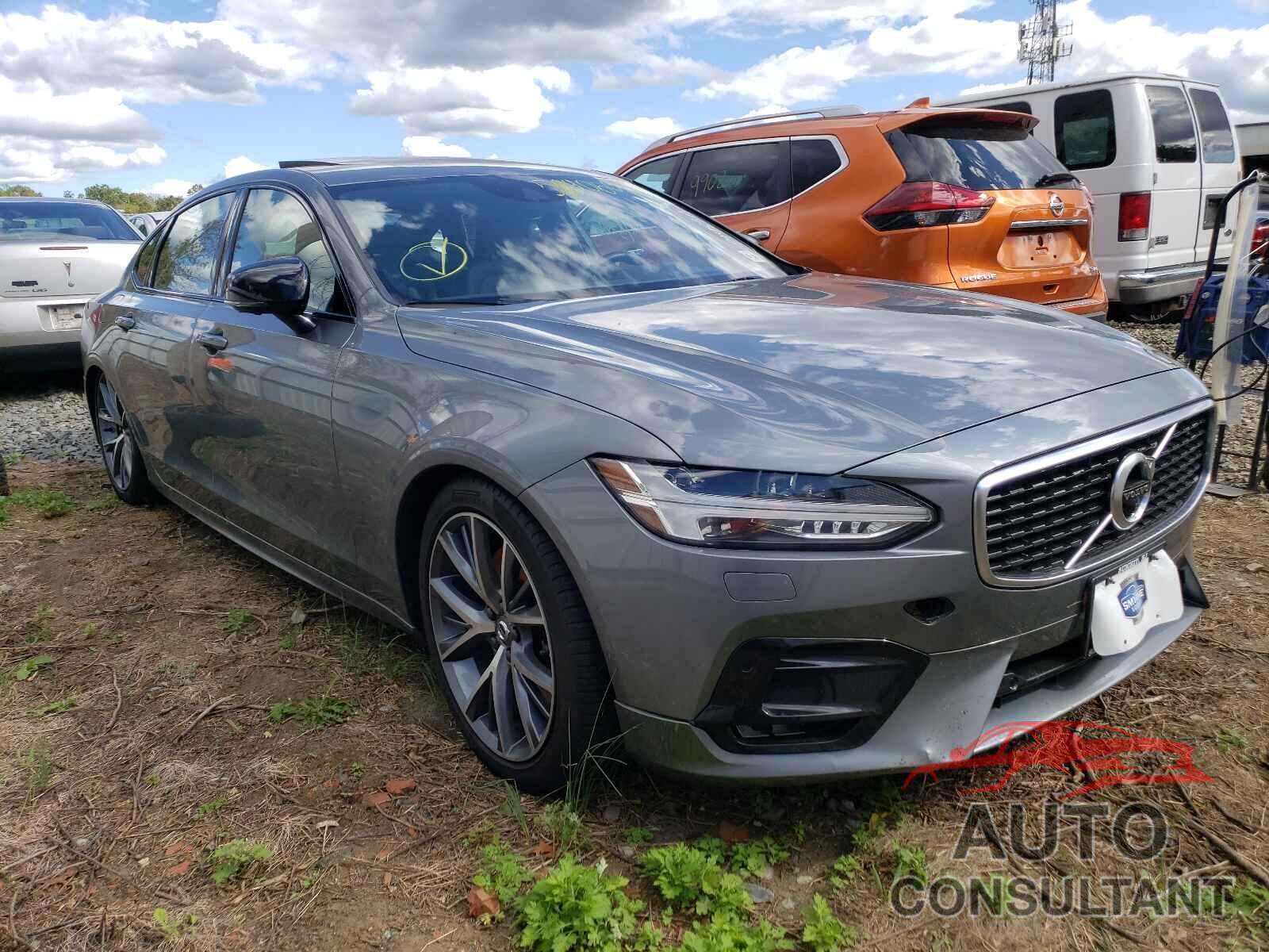 VOLVO S90 2020 - LVYA22MT9LP168965