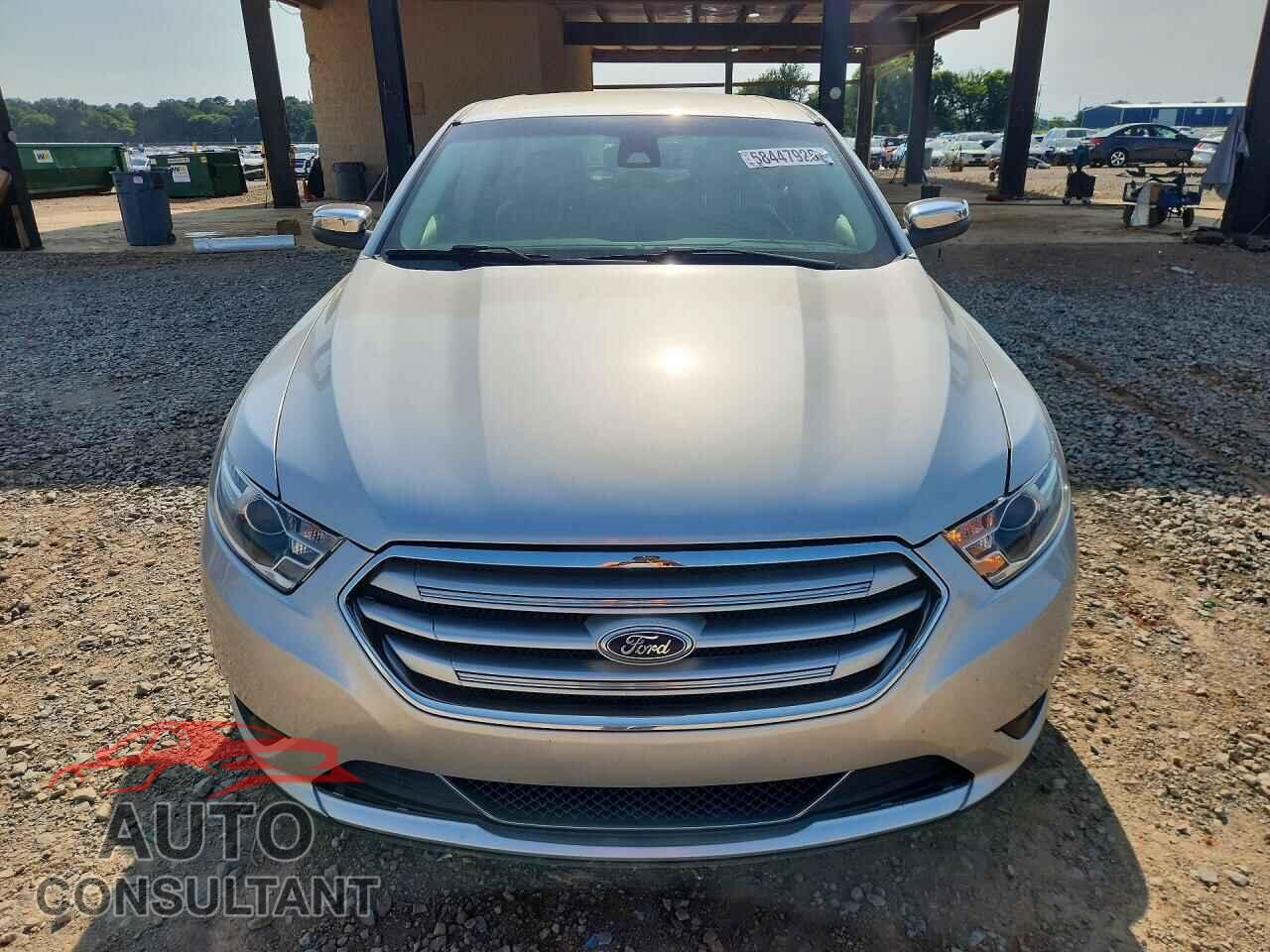 FORD TAURUS 2017 - 1FAHP2F85HG109960