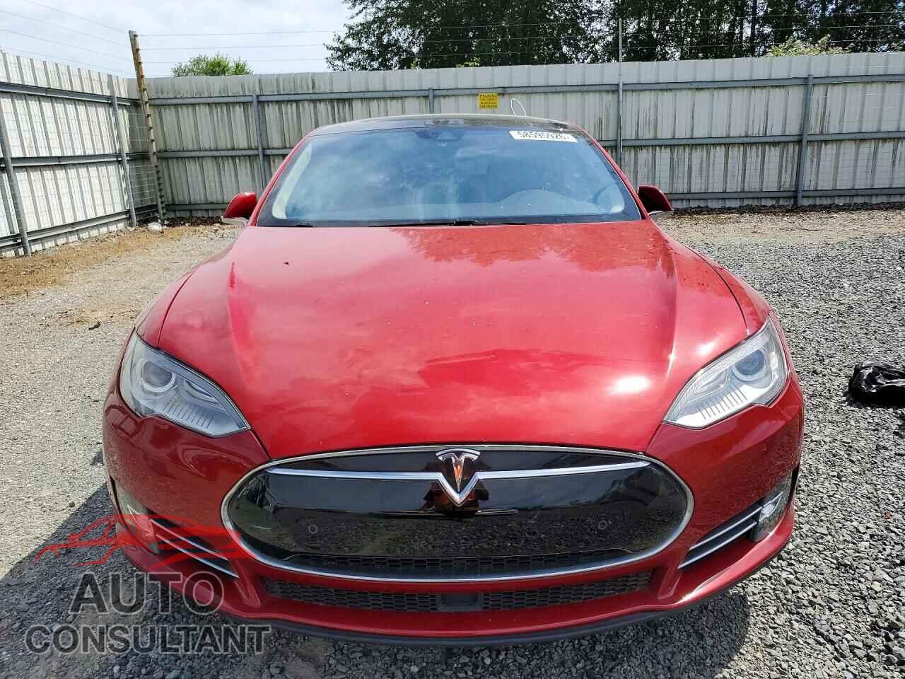 TESLA MODEL S 2015 - 5YJSA1V23FF099302