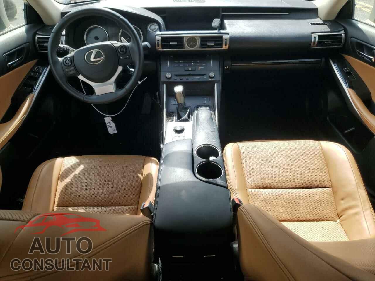 LEXUS IS 2015 - JTHCF1D23F5020136