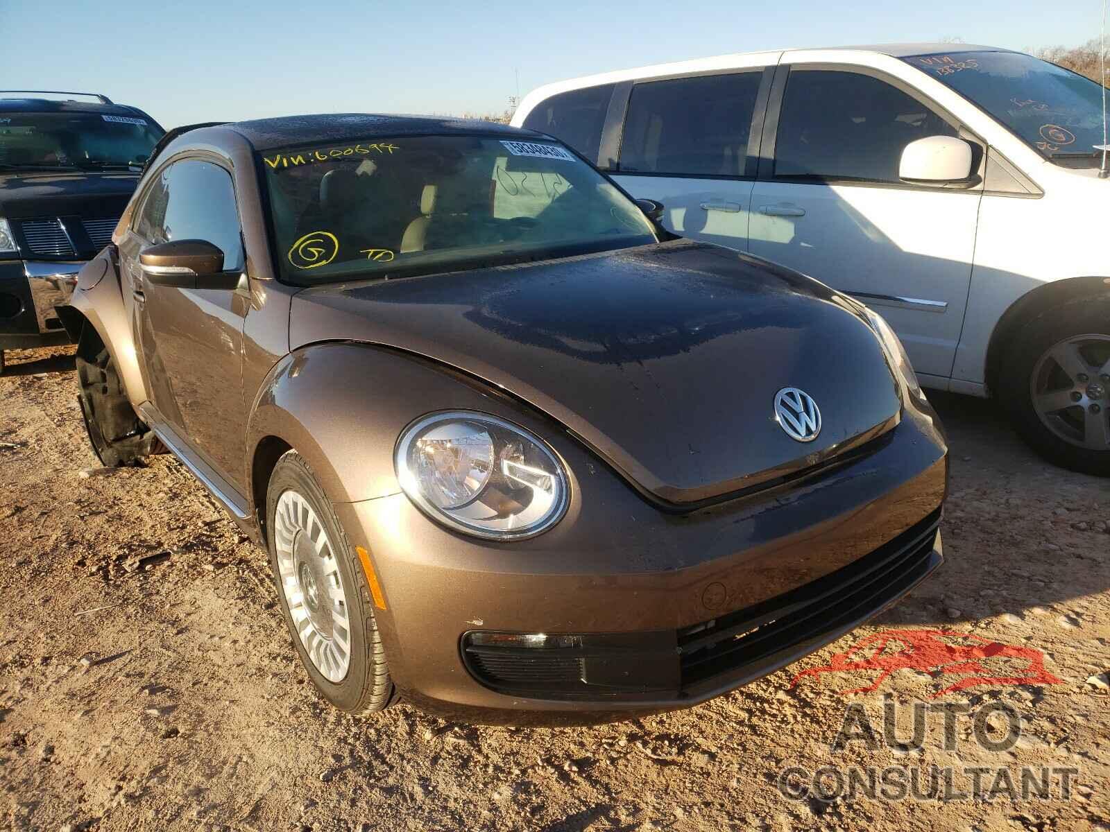VOLKSWAGEN BEETLE 2016 - 3VWJ07AT8GM600694