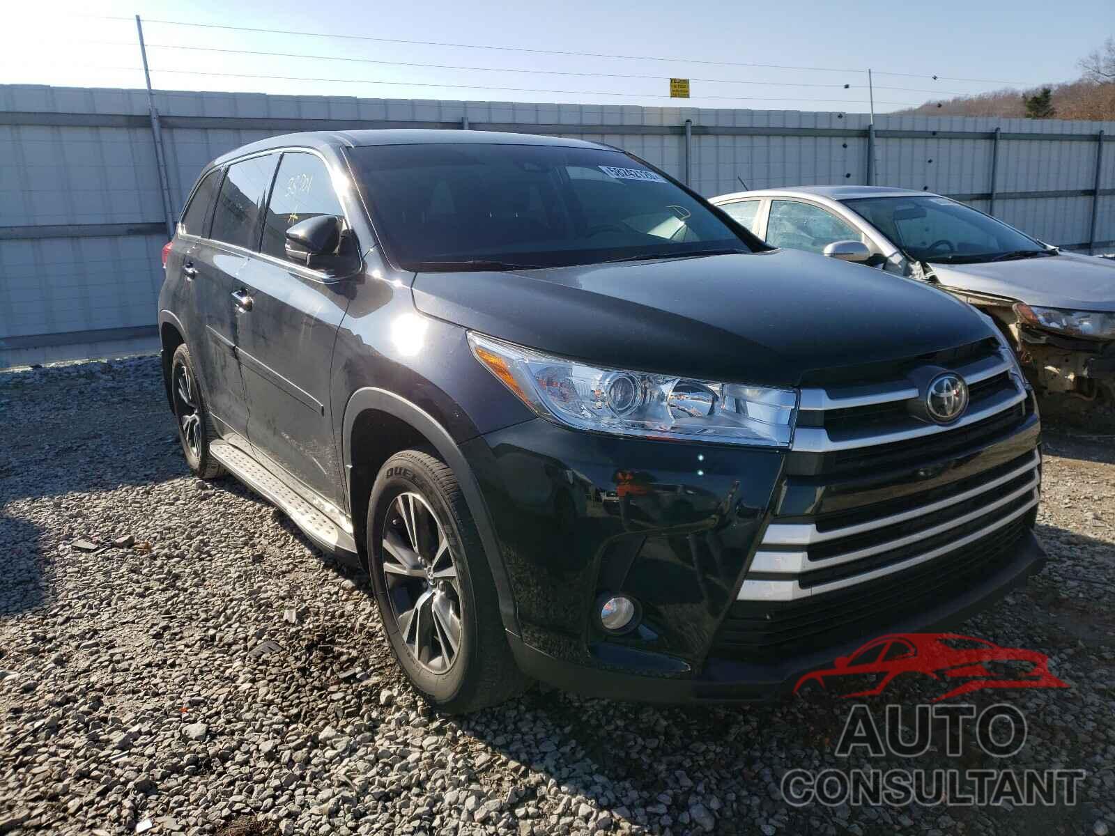 TOYOTA HIGHLANDER 2018 - 5TDZZRFH2JS247565