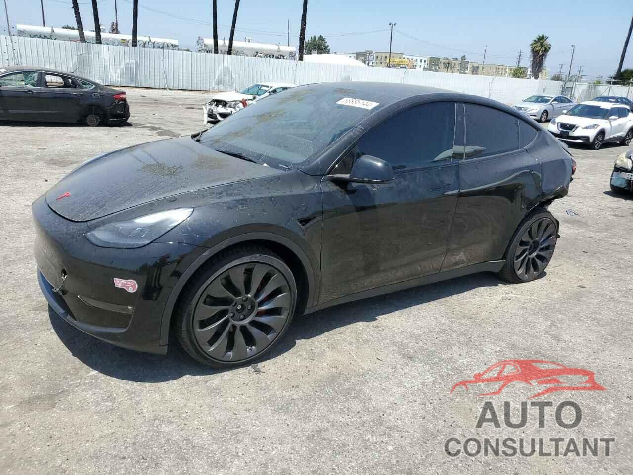 TESLA MODEL Y 2023 - 7SAYGDEF7PF904395