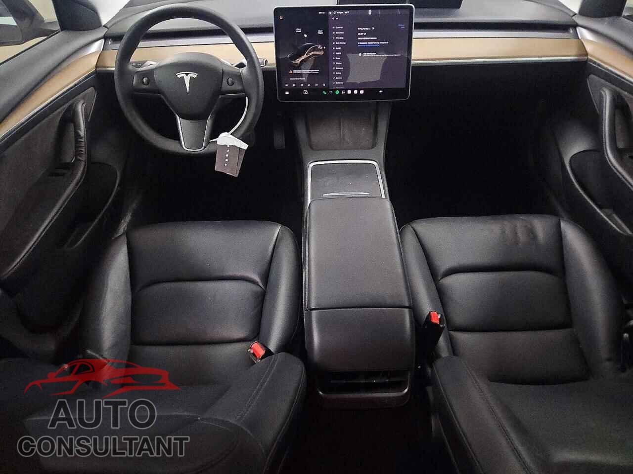 TESLA MODEL 3 2023 - 5YJ3E1EA5PF496432
